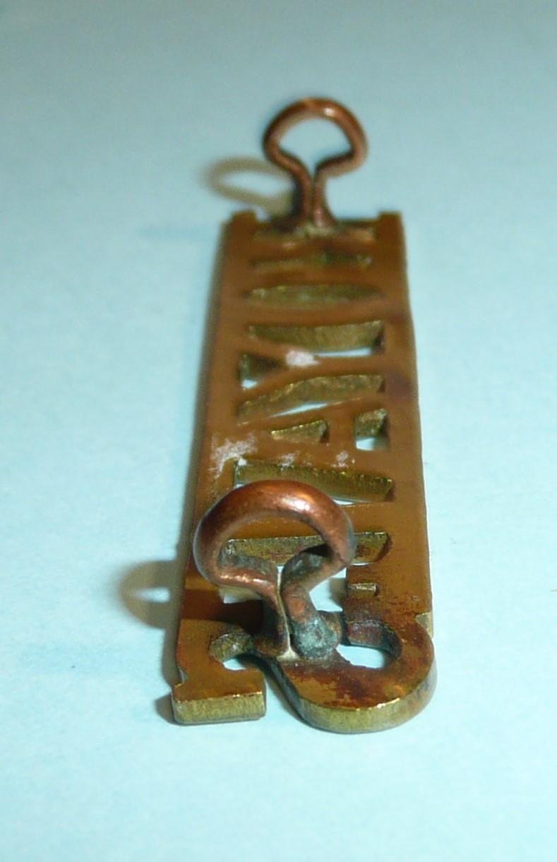 Royals (1st Royal Dragoons) Brass Other Ranks Shoulder Title — image 4