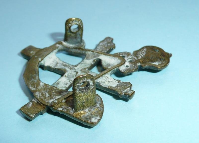 WW2 31st Nyasaland King's African Rifles Machine Gun Battalion Cast Brass Cap Badge — image 3