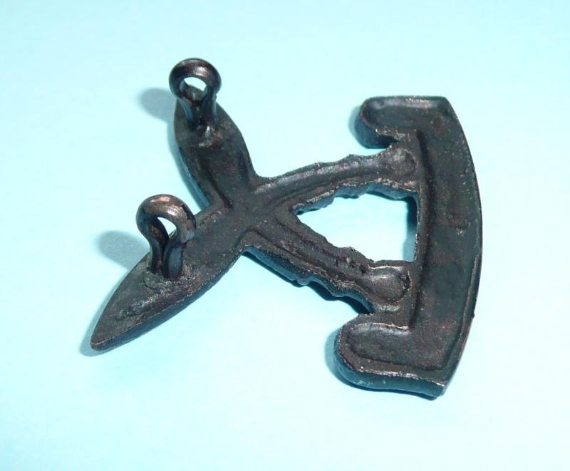 Indian Army - Assam Rifles Blackened Brass Cap Badge — image 3