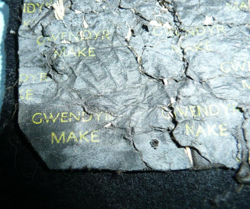 Royal Navy (RN) Telegraphists / Wireless Operators Bullion Cloth Rating Badge — image 3