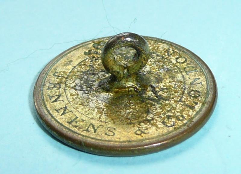 QVC Victorian 5th Dragoon Guards Large Pattern Flat Gilt Engraved Button - Mess Waiter / Orderlies? — image 3