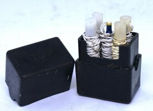 L2A2 Electronic Inert Detonators in Storage Box