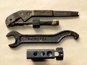 MG42 Kit Burst Case Extractor/ Tripod - Flashhider Spanner / …