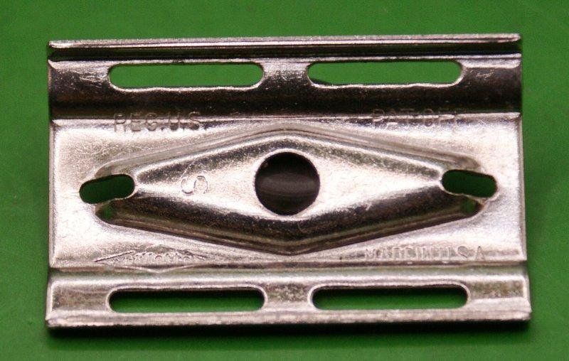 US WW2 Army Gillette Safety Razor — image 3