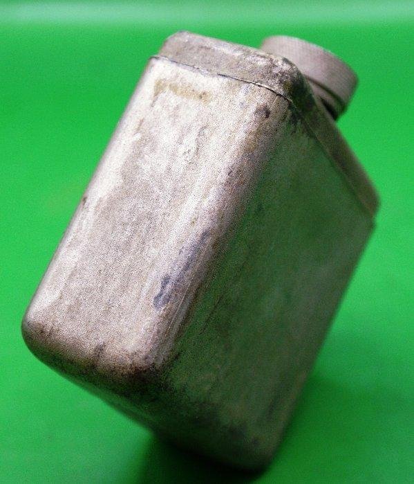 Bren Metal Oil Bottle. — image 3