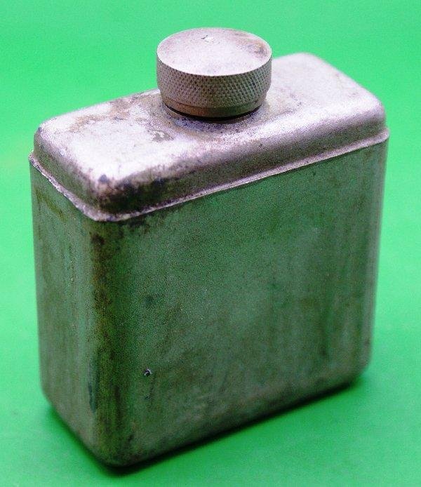 Bren Metal Oil Bottle. — image 4