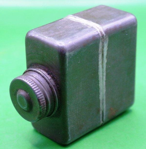 Bren Metal Oil Bottle. — image 4