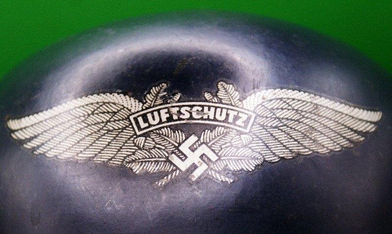 German Luftschutz Civil Defence Helmet — image 2