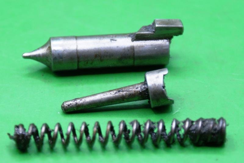 Luger P08 Striker and Retaining Pin and Spring Set — image 2