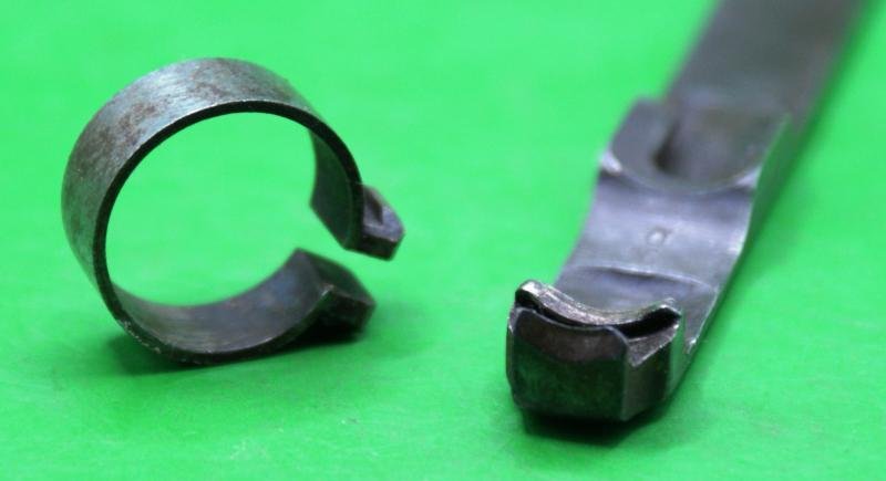 Gewehr 98 Extractor and Fixing Ring. — image 5