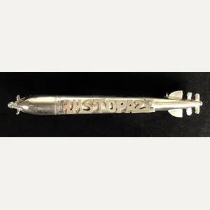 Royal Navy HMS Topaze 1915 Hm silver torpedo pin badge