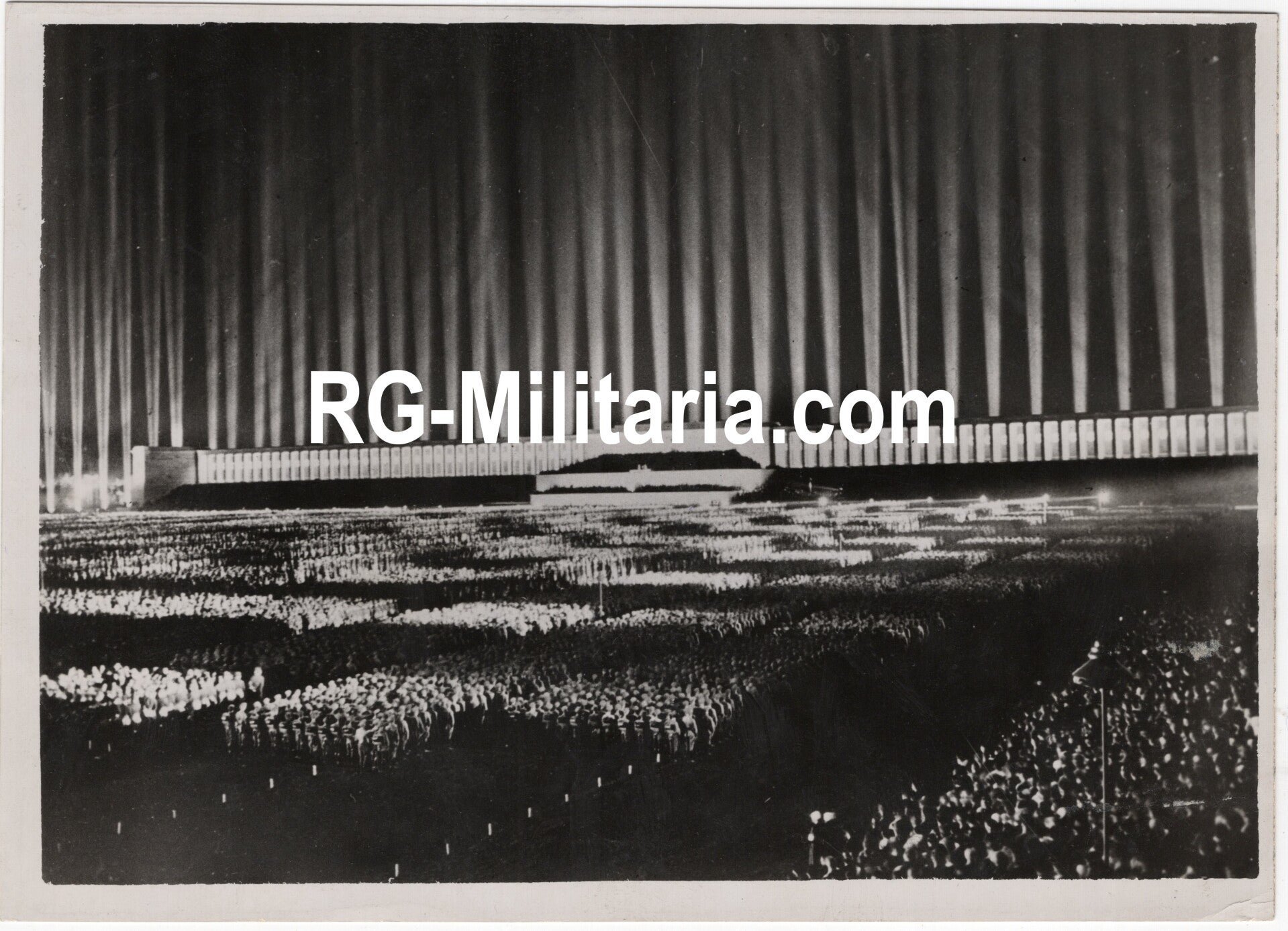 Original WW2 French Press Photo - Night lights, Reichsparteitag Nürnberg (1936) — image 3
