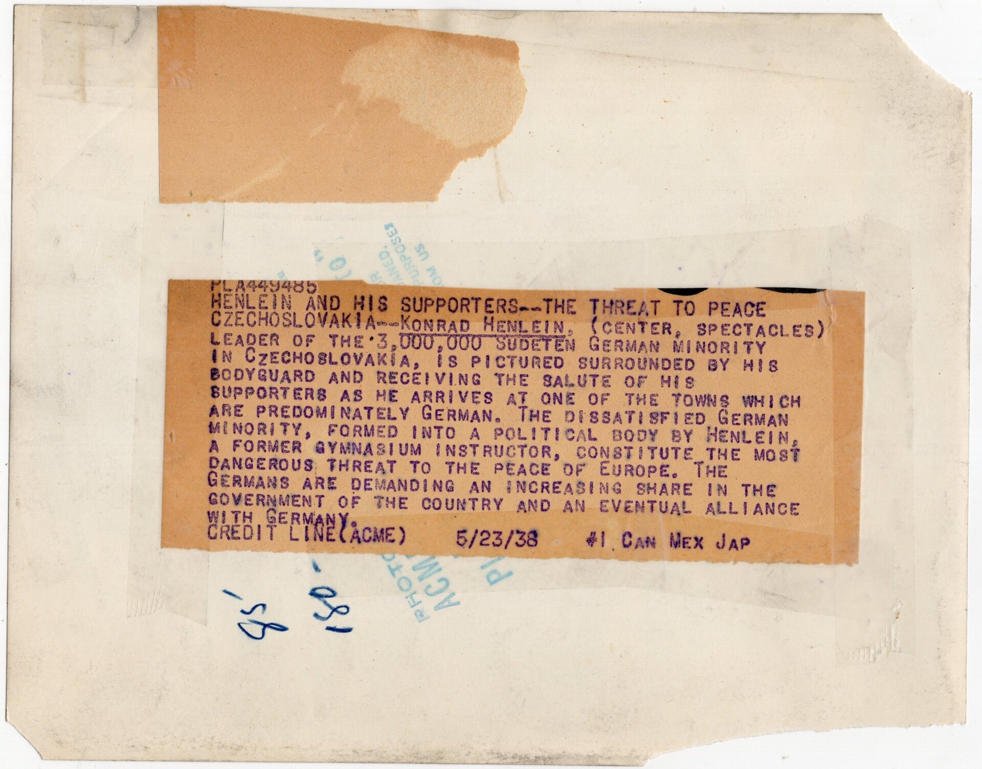 Original WW2 US Press Photo - Konrad Henlein among his supporters, Czechoslovakia, Sudetenland (1938) — image 2