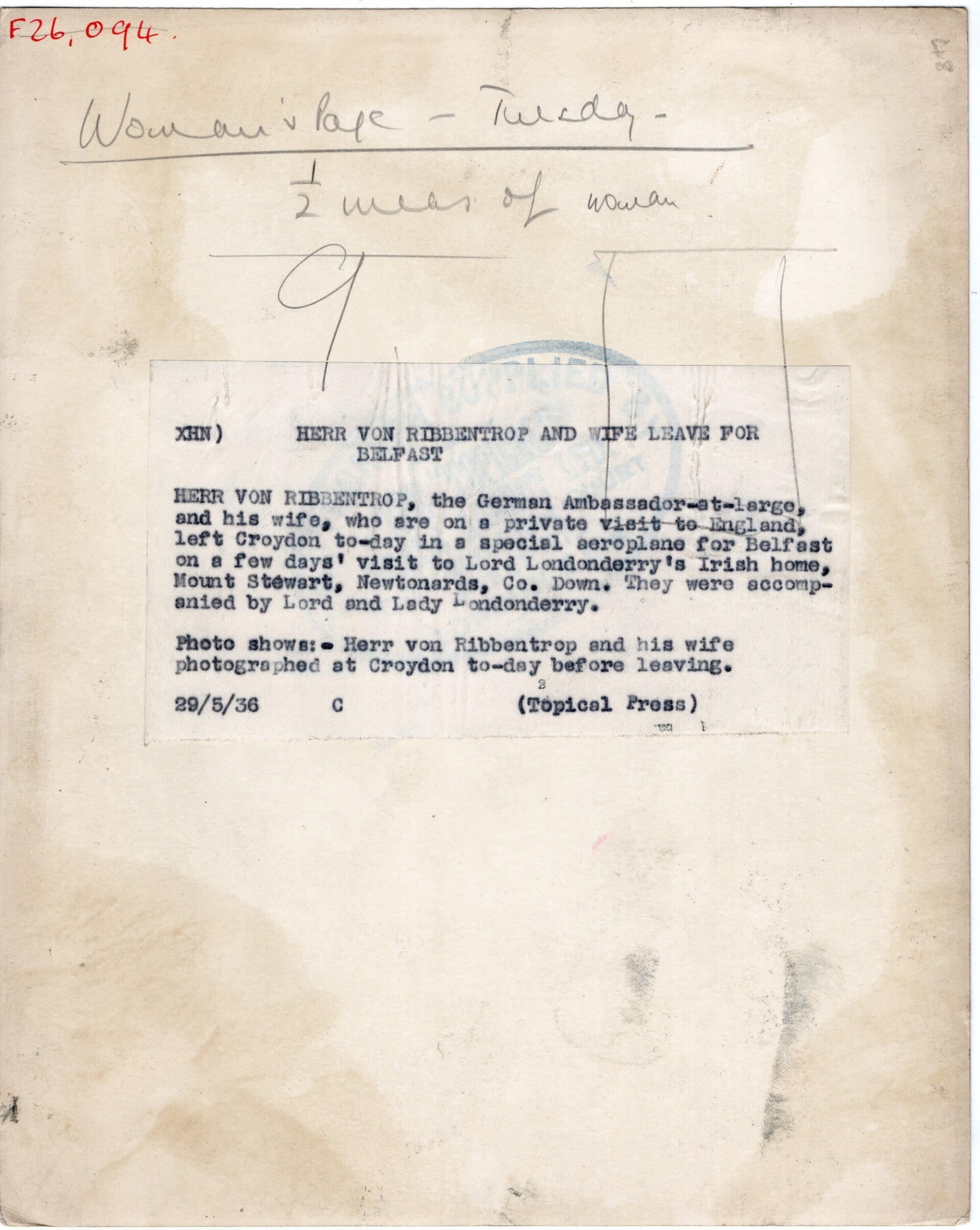 Original WW2 British Press Photo - Joachim von Ribbentrop with his wife arrive in Engeland (1936) — image 2