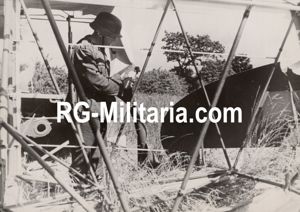 Original WW2 Belgian Press Photo - Allied glider/ airplane being …