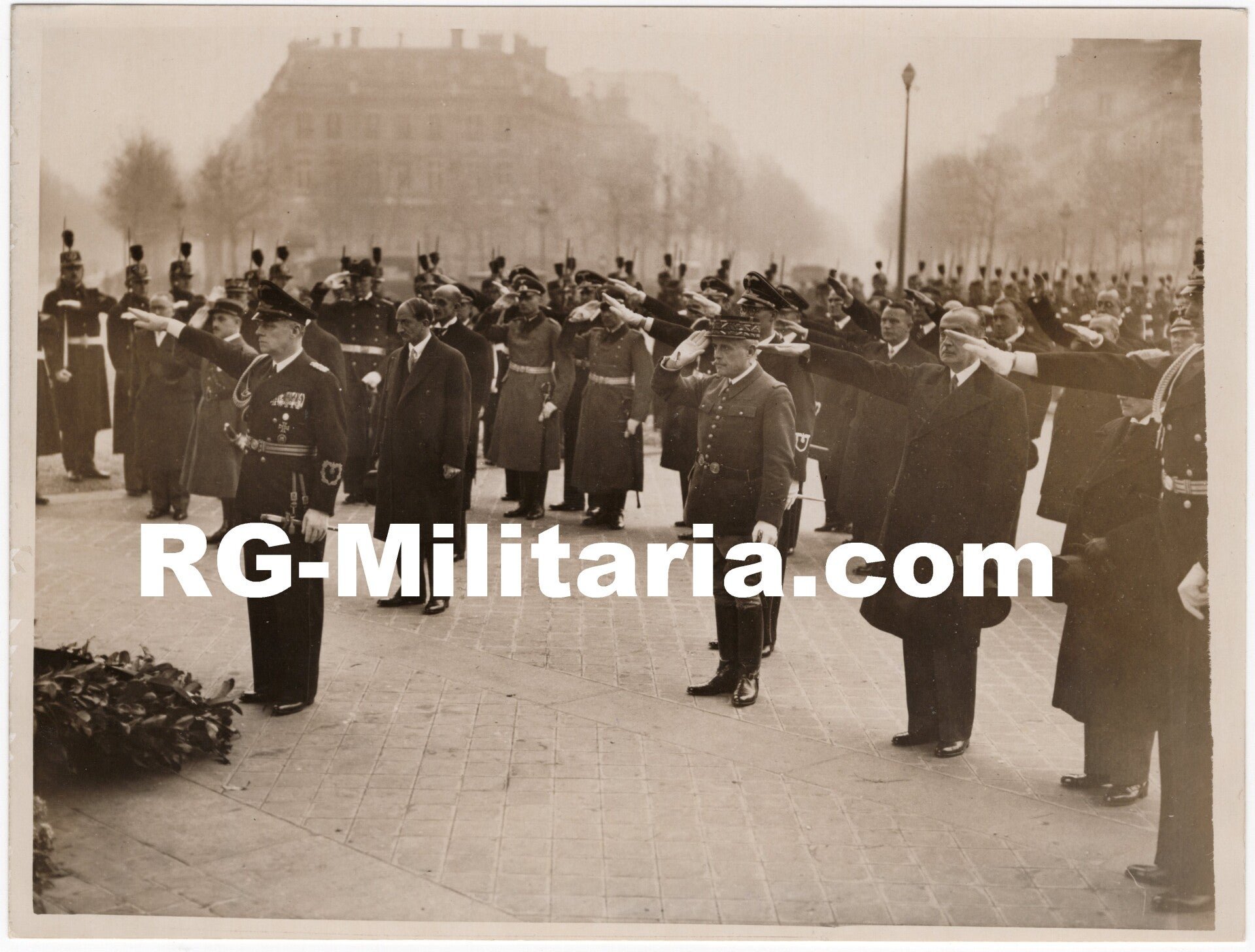 Original WW2 French Press Photo - Minister Joachim von Ribbentrop honoring the fallen soldier, Paris, France (1938) — image 3