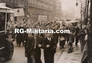 Original WW2 French Press Photo - French student protest against …