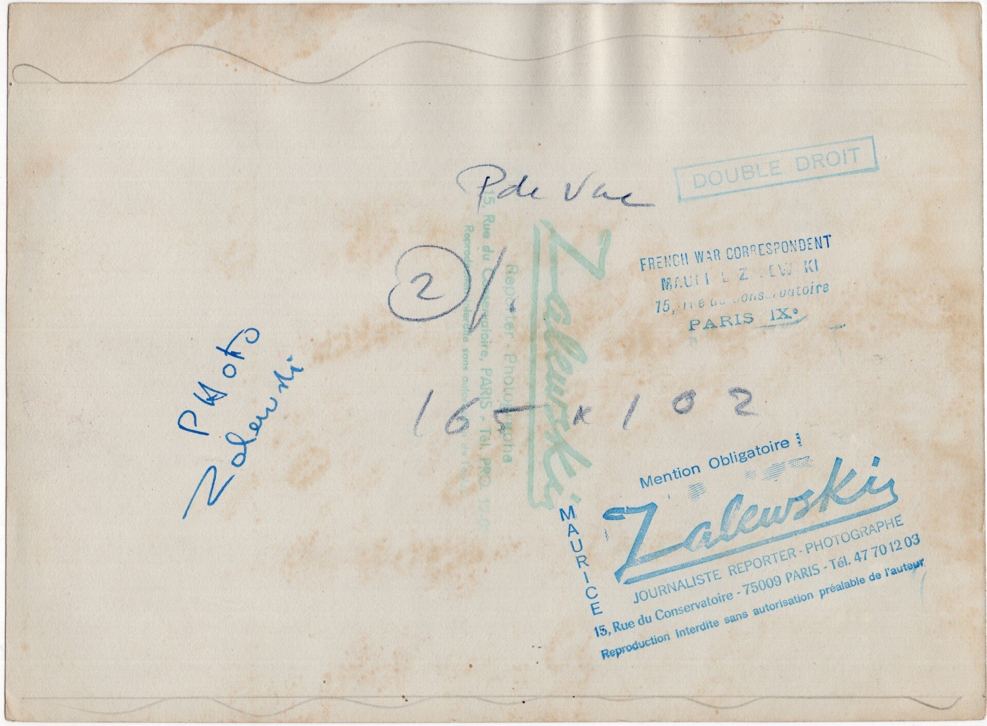 Original WW2 French Press Photo - Captured German POW soldiers guarded by US Soldiers (1945) — image 2