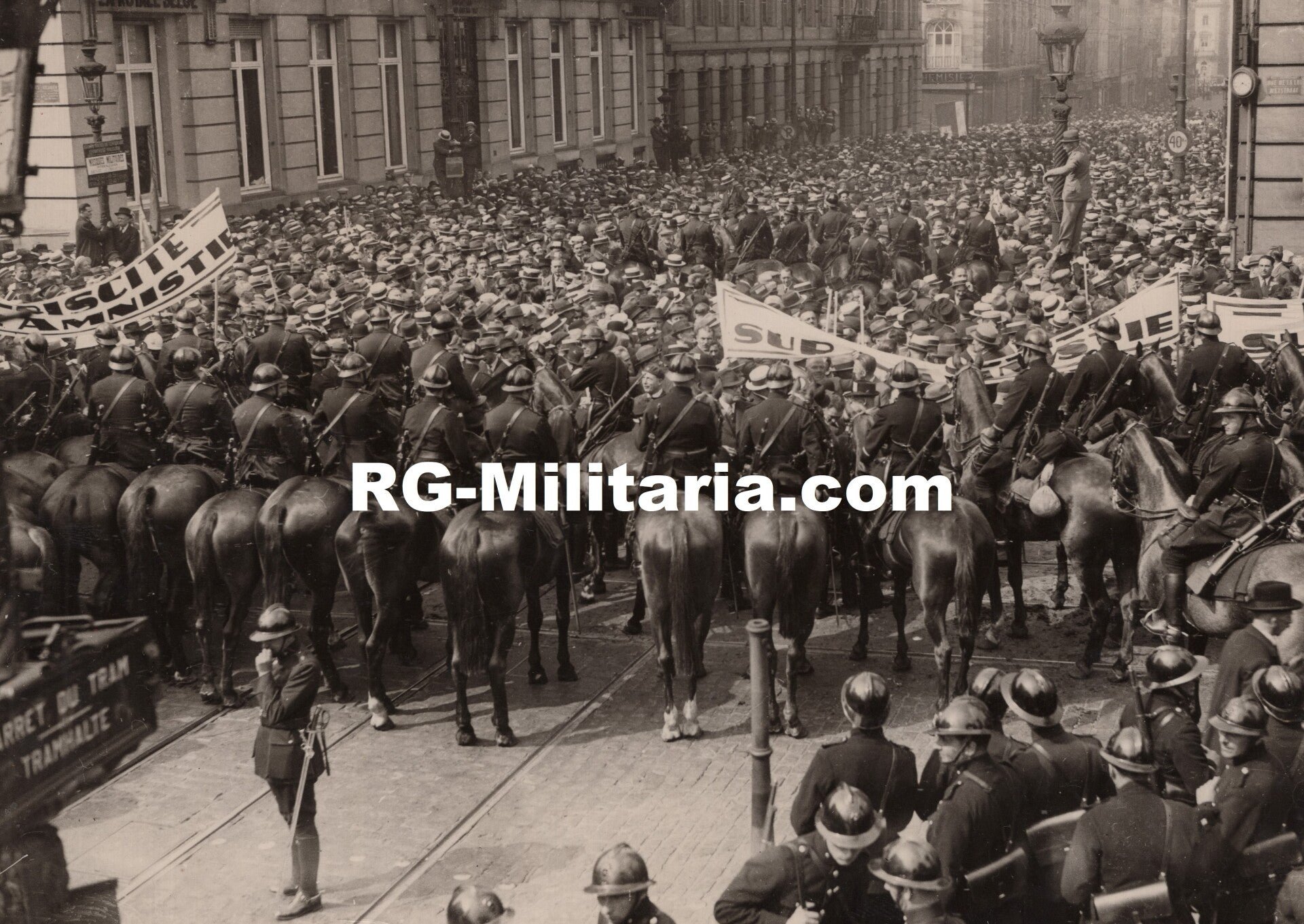 Original WW2 Belgian Collaboration Press Photo - Brussels election Rex protest photo series (1937 & 1938) — image 11