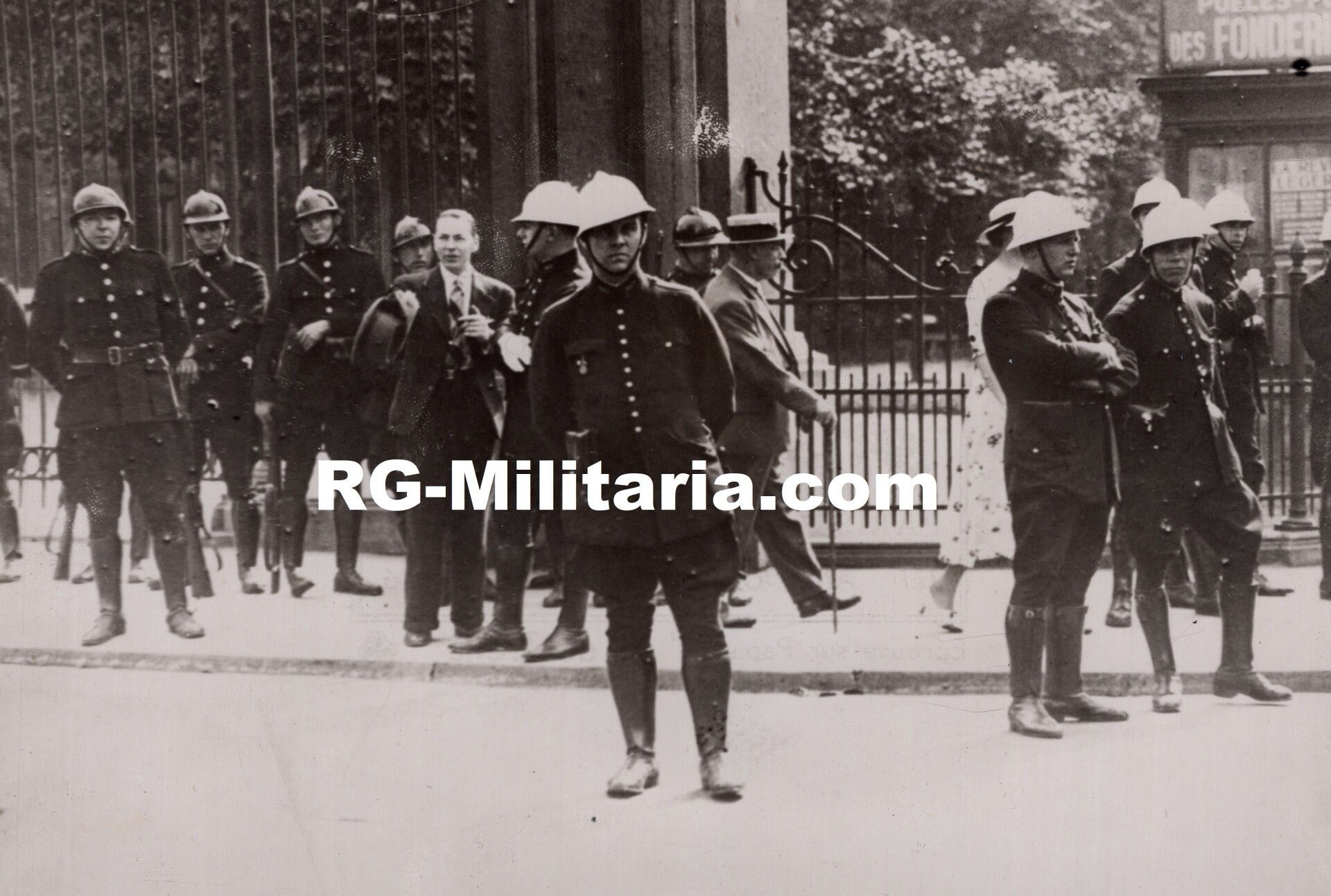 Original WW2 Belgian Collaboration Press Photo - Brussels election Rex protest photo series (1937 & 1938) — image 17