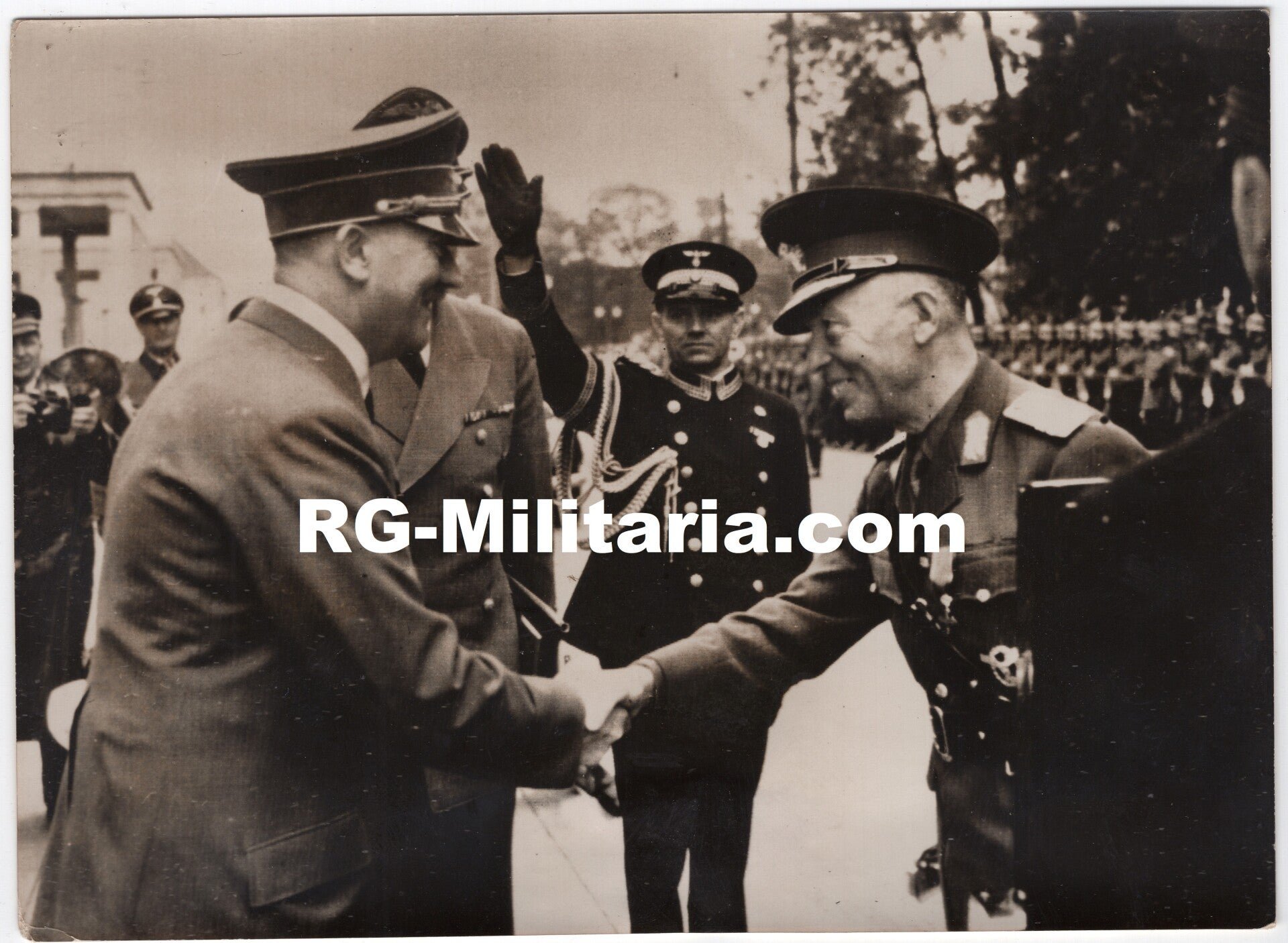 Original WW2 French Press Photo - Romanian President Ion Antonescu meeting Adolf Hitler in Munich (1941) — image 3