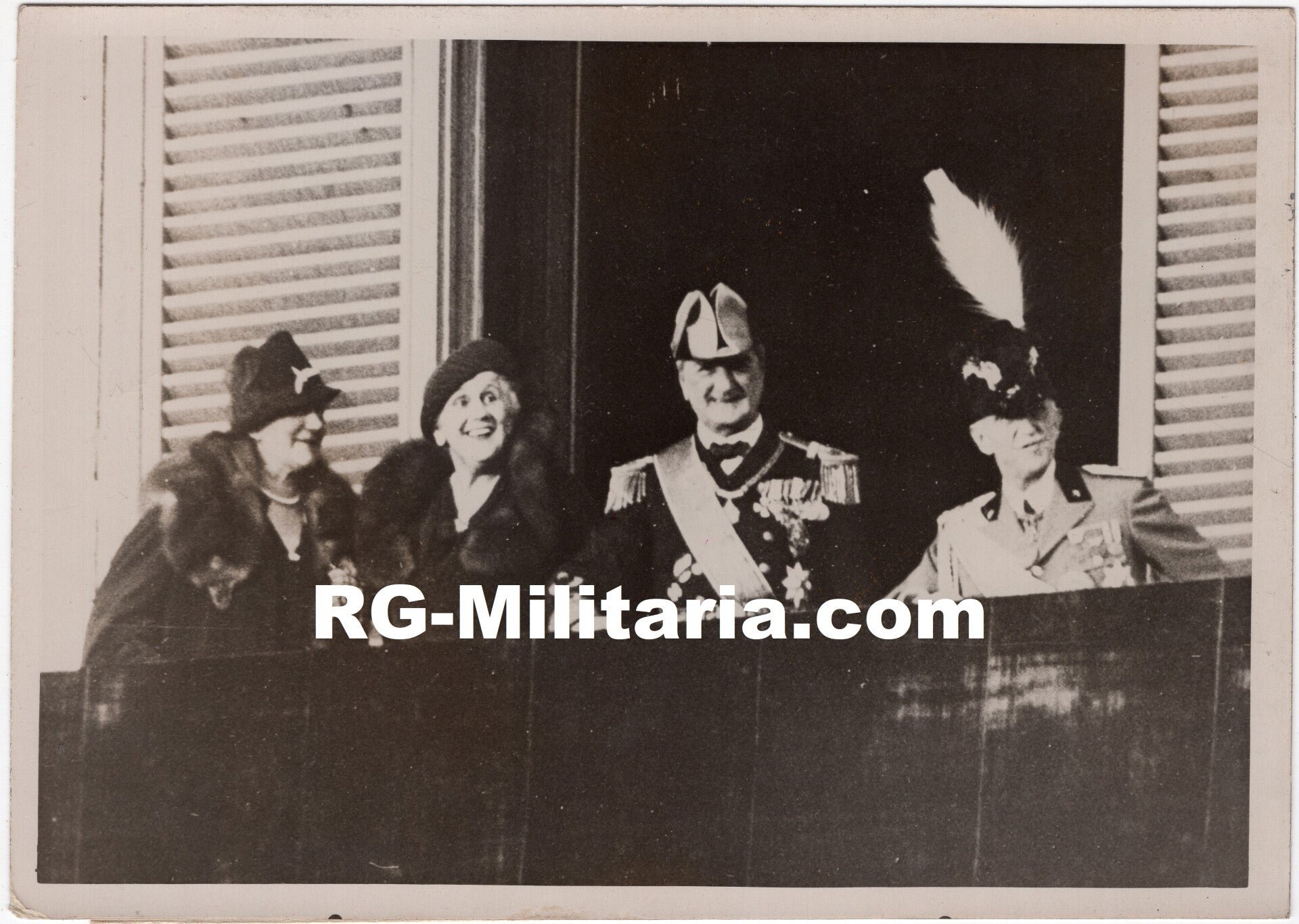 Original WW2 French Press Photo - Hungarian president Miklós Horthy with the king of Italy Victor Emanuel III (1938) — image 3