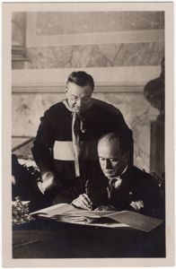 Original WW2 Italian Postcard - La firma di S. E. …