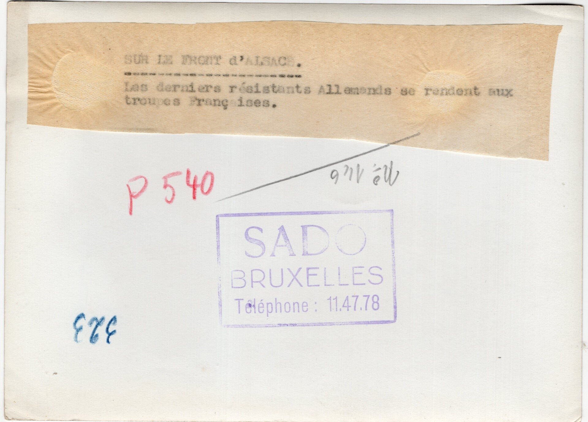 Original WW2 French Press Photo - German POW soldiers surrender to French troops, Alsace, Germany (1945) — image 2