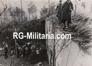 Original WW2 French Press Photo - Canadian soldiers capture a …
