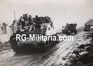 Original WW2 French Press Photo - M7 Priest tank at …