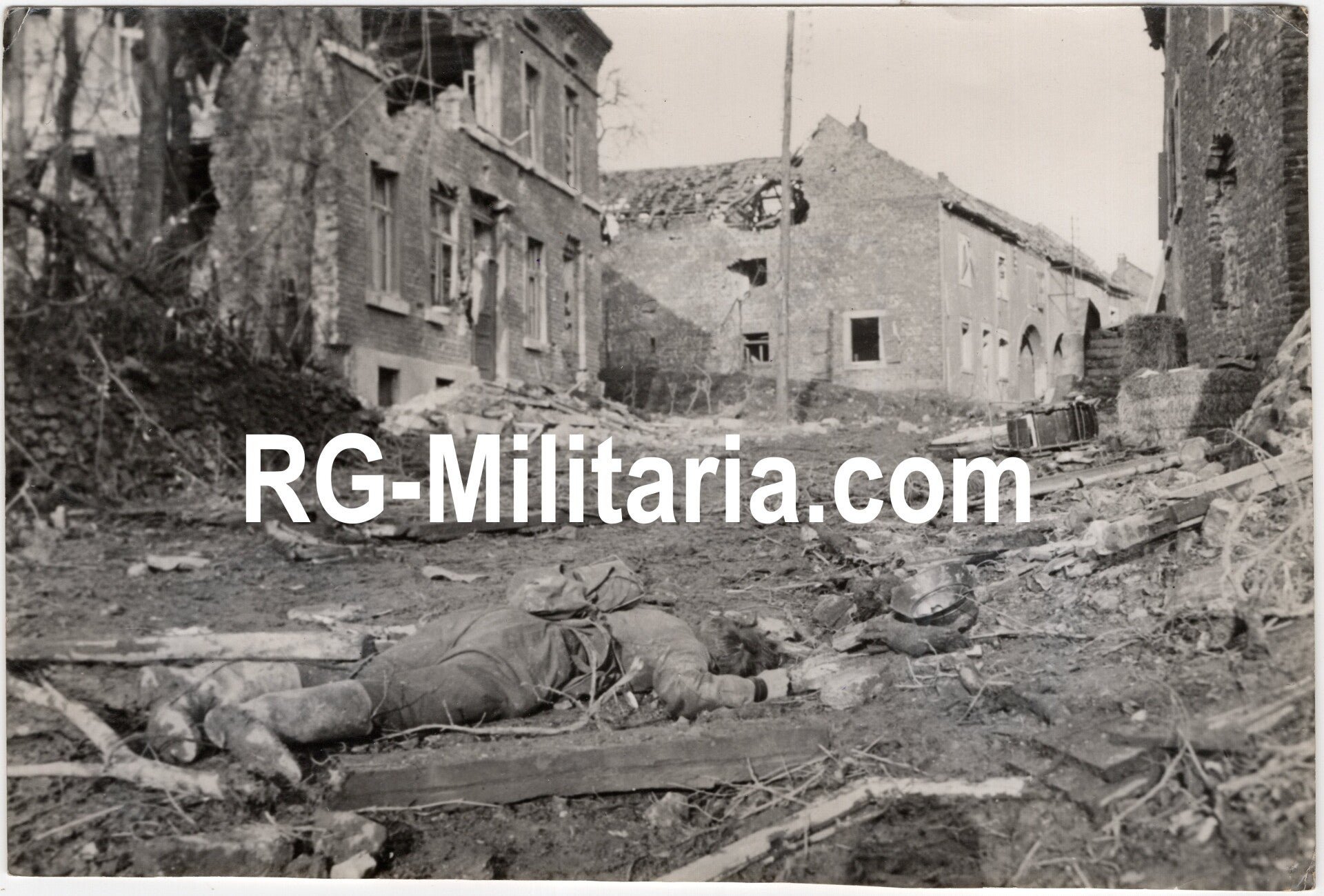 Original WW2 French Press Photo - The battle of the Rhine, KIA German soldier (1945) — image 3
