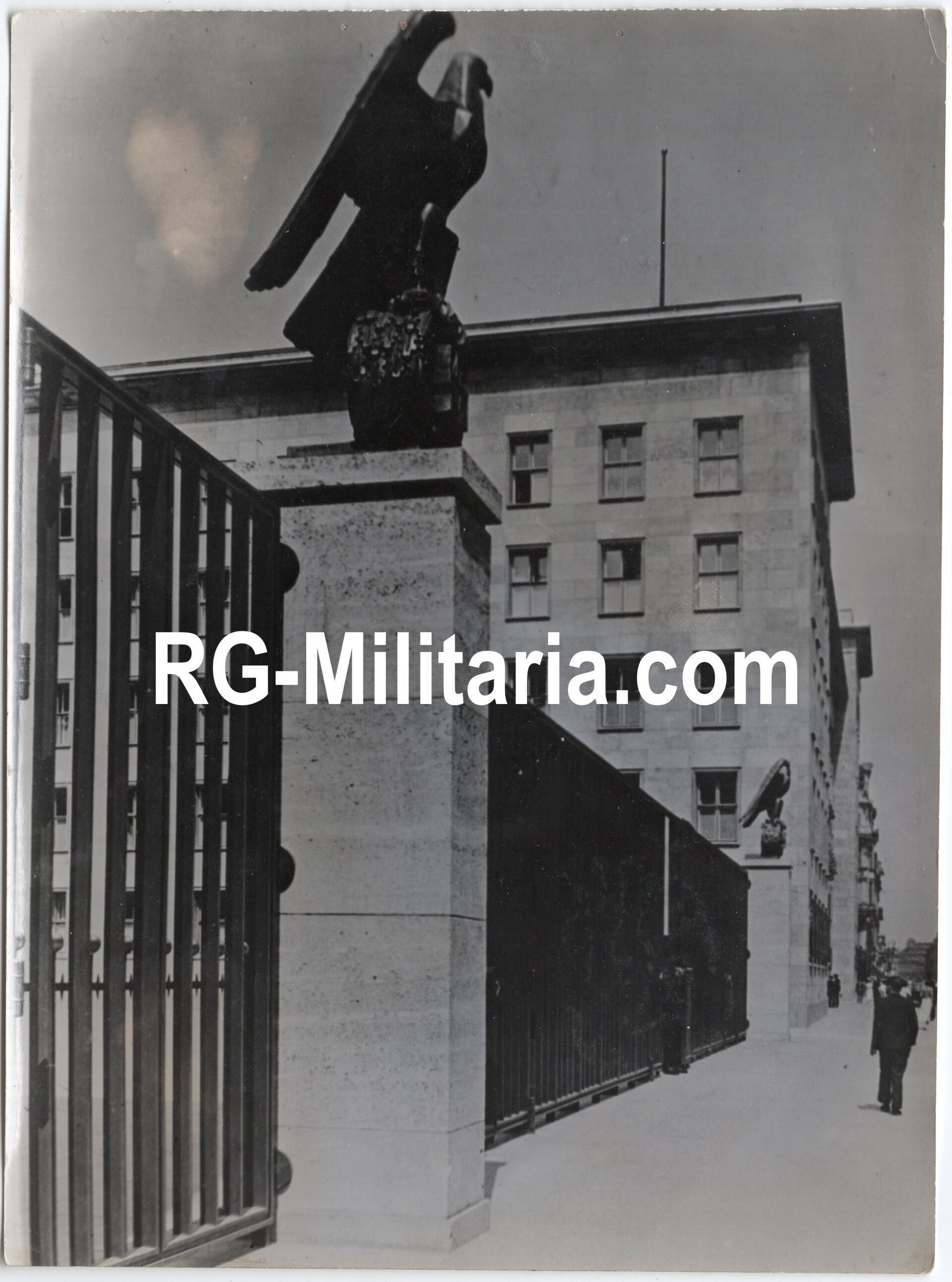 Original WW2 French Press Photo - NSDAP building in Berlin — image 3