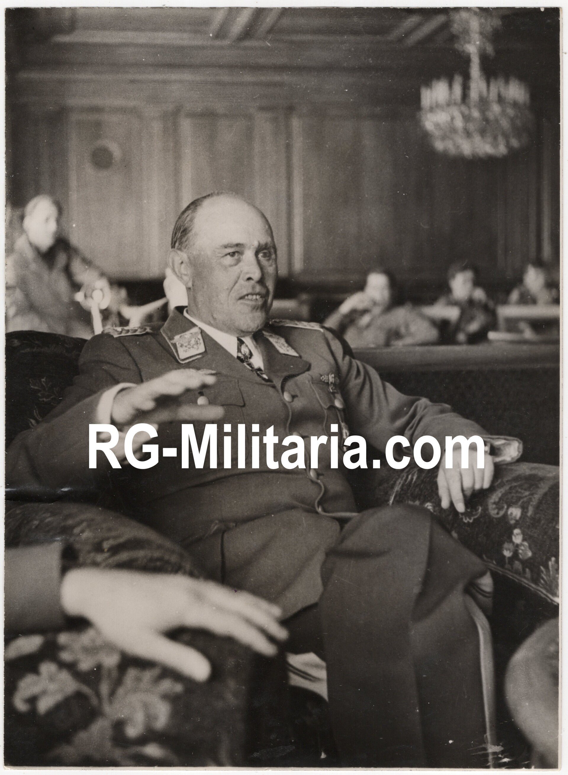 Original WW2 British Press Photo - Generalfeldmarschall Albert von Kesselring after his capture in Berchtesgaden (1945) — image 3