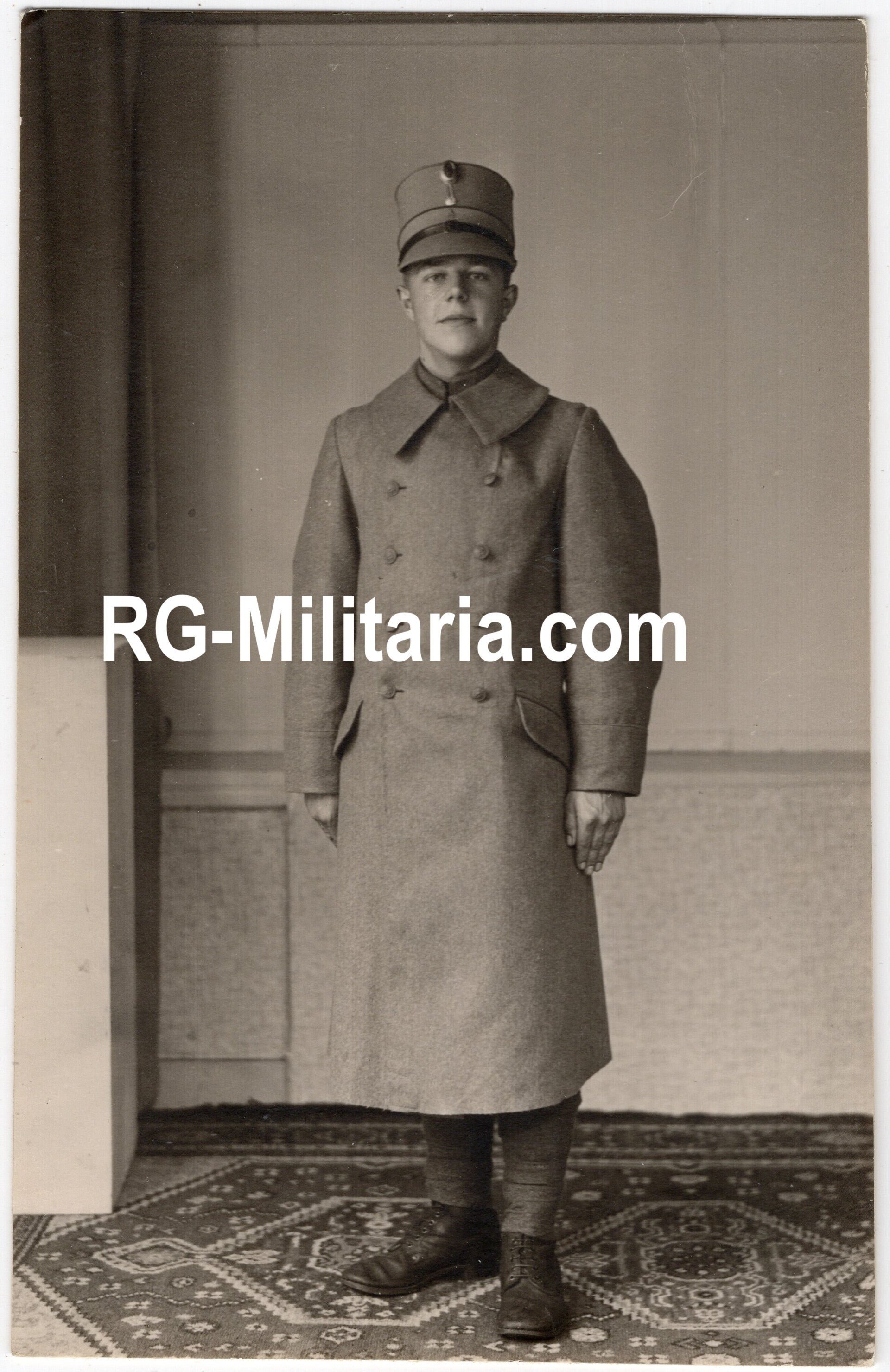 Original WW2 Dutch Photo - Dutch soldier portrait photo in uniform — image 3