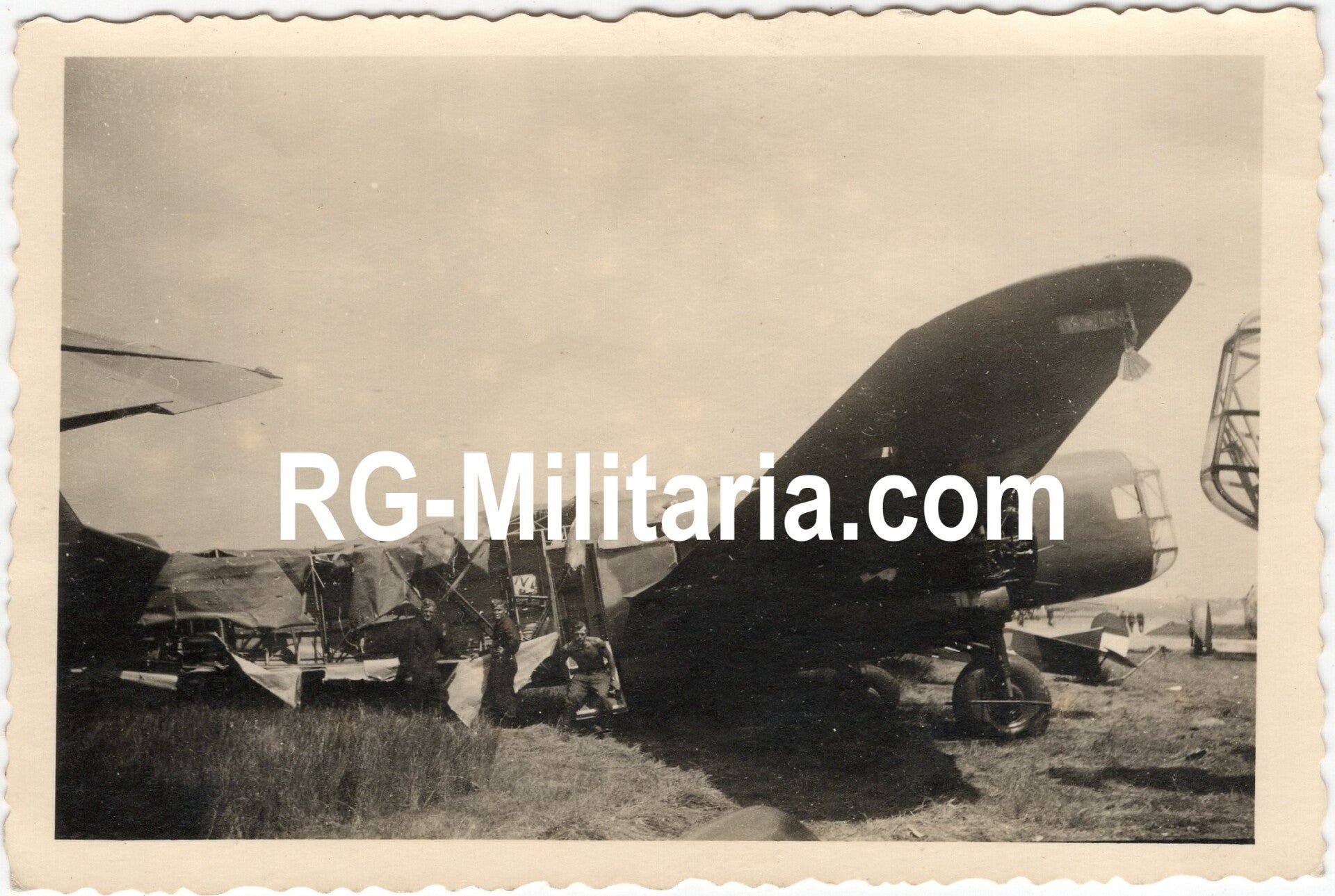 Original WW2 German Photo - Dutch LVA Fokker TV ''852'' bomber airplane, Schiphol, Amsterdam (1940) — image 3