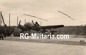 Original WW2 German Photo - German soldiers posing during work …