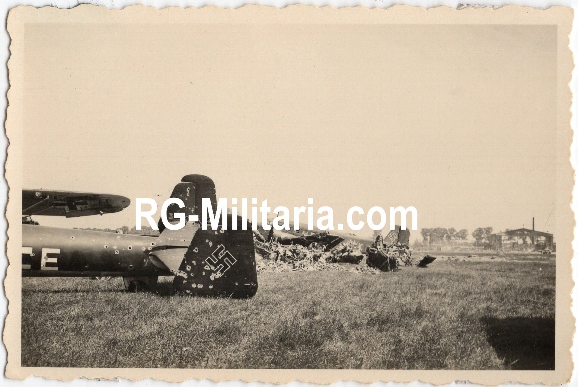 Original WW2 German Photo - Shot down Dornier Do-17 tail at the Rotterdam airfield Waalhaven, May (1940) — image 3