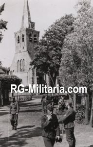Original WW2 German Photo - German Luftwaffe visits 't Woudt, …