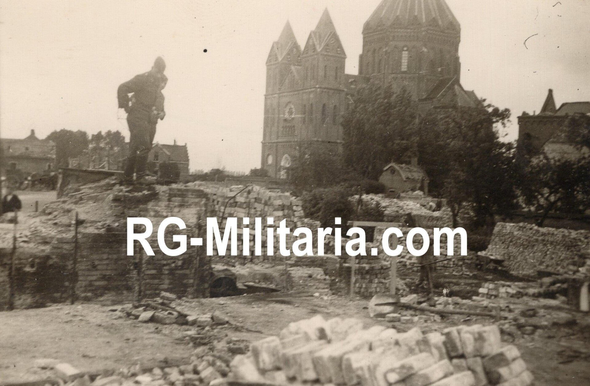 Original WW2 German Photo - Destroyed city of Zevenbergschen Hoek, Zevenbergen, Holland (1940) — image 4