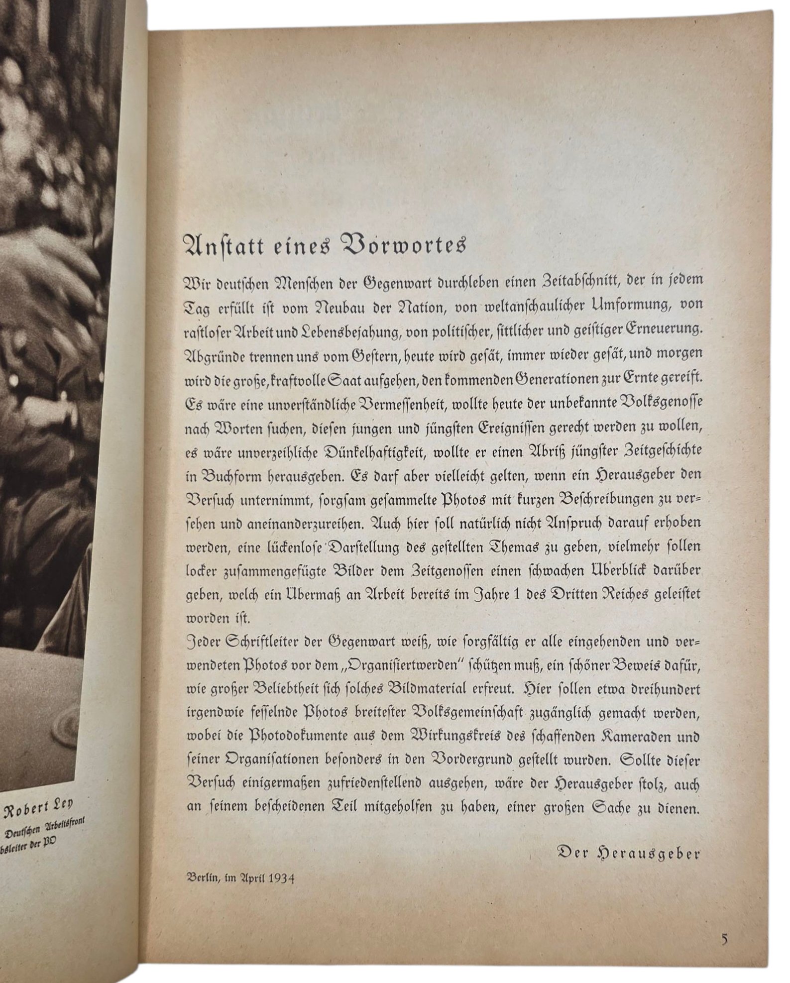 Original WW2 German Book - Deutsche Arbeit Sieg Heil! Bild-Dokumente vom Wiederaufbau, Reinhold Scharnke, Deutsche Kolonie in Utrecht (1934) — image 4