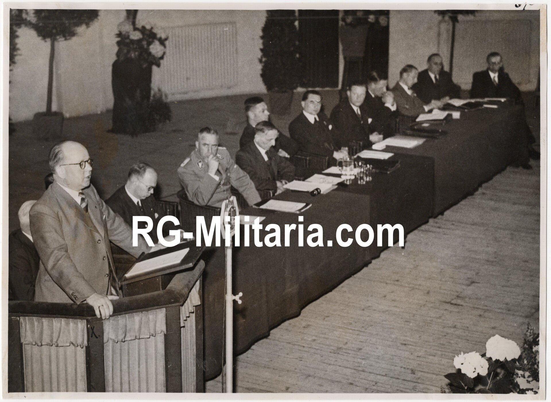 Original WW2 Dutch Collaboration NSB Press Photo - Speech of N. Oosterbaan during a Journalist meeting VNJ, Utrecht (1941) — image 3