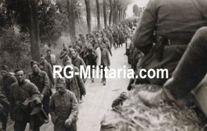 Original WW2 German Photo - Dutch POW soldiers, Holland, May …
