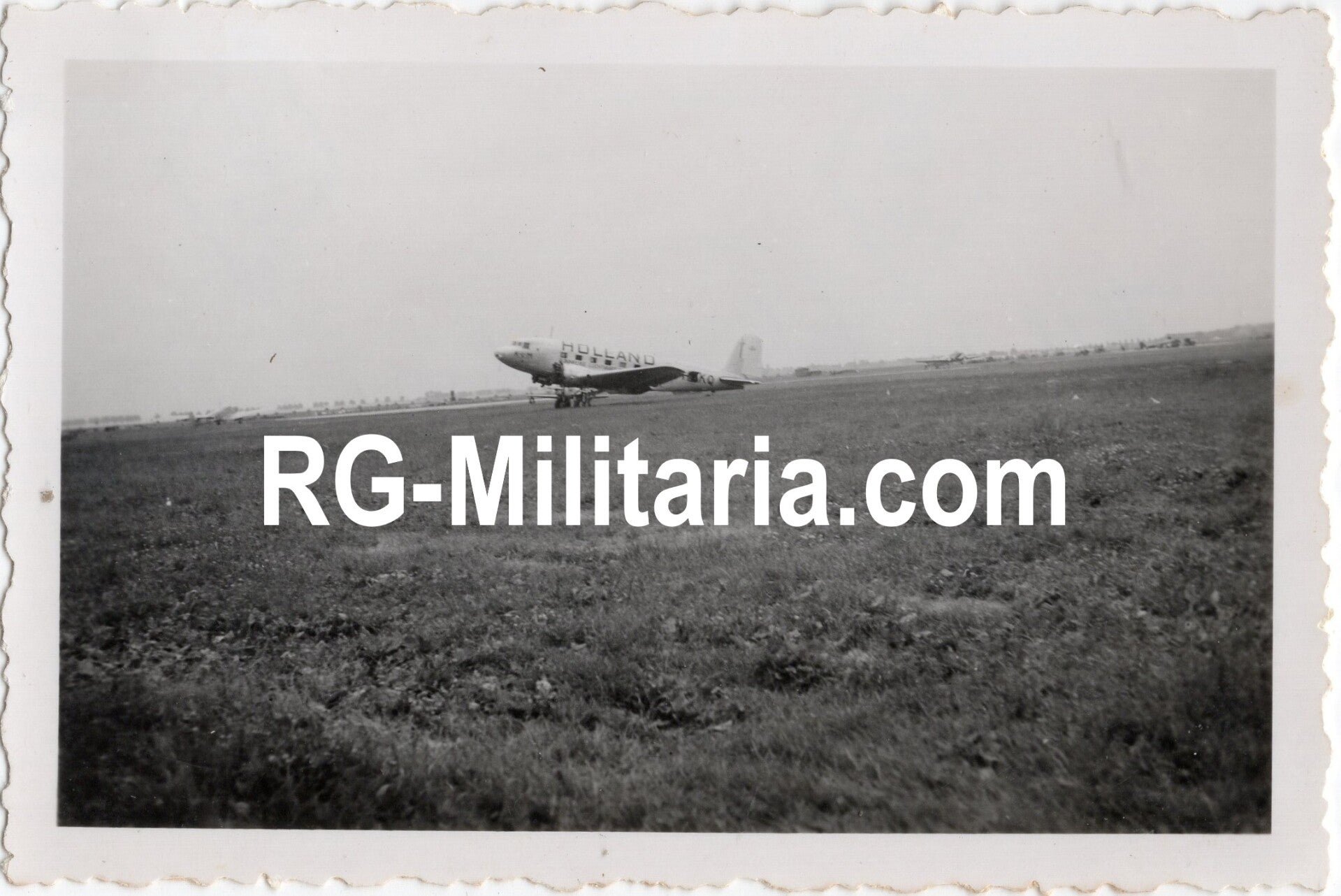 Original WW2 German Photo - Captured Dutch Douglas DC-2 KLM Kwak, Schiphol, Amsterdam, Holland (1940) — image 3