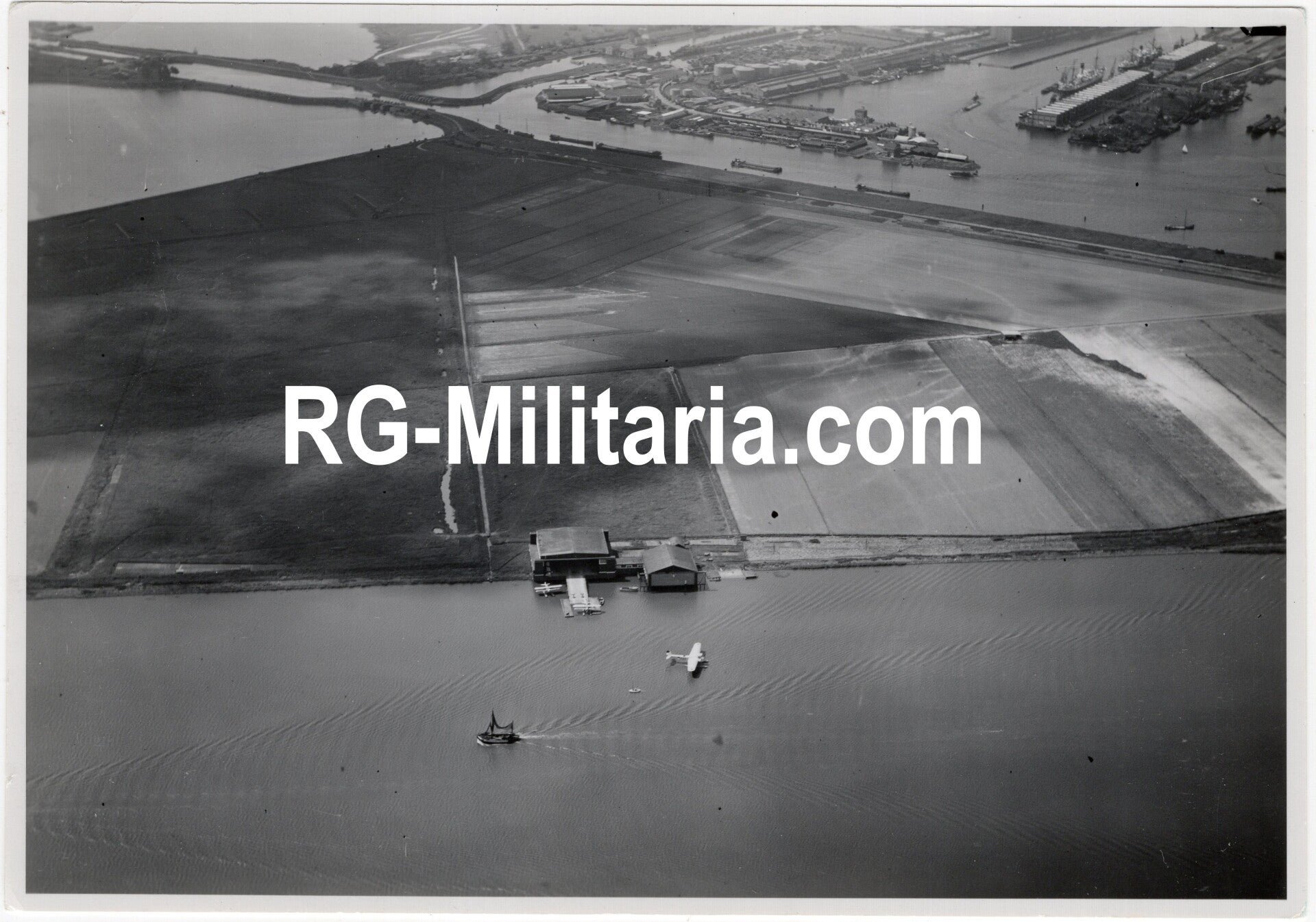 Original WW2 Dutch Photo - LVA Luchtvaartafdeeling aerial photo Schellingwoude water airfield with Fokker T4 T-23, Amsterdam — image 3