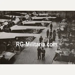 Original WW2 Dutch Press Photo - Dutch Queen Wilhelmina visits …