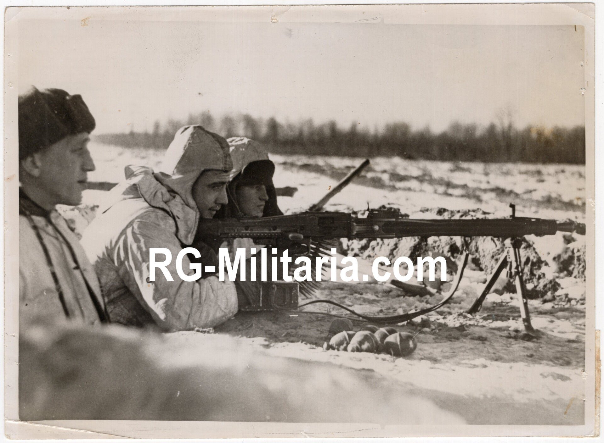 Original WW2 Flemish Press Photo - Fallschirmjäger with an MG42 on the Eastern Front (1944) — image 3