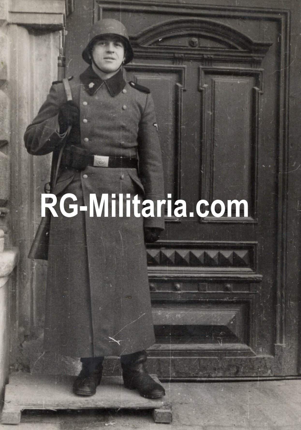 Original WW2 German Waffen SS Photo - Waffen SS Totenkopf soldier — image 5