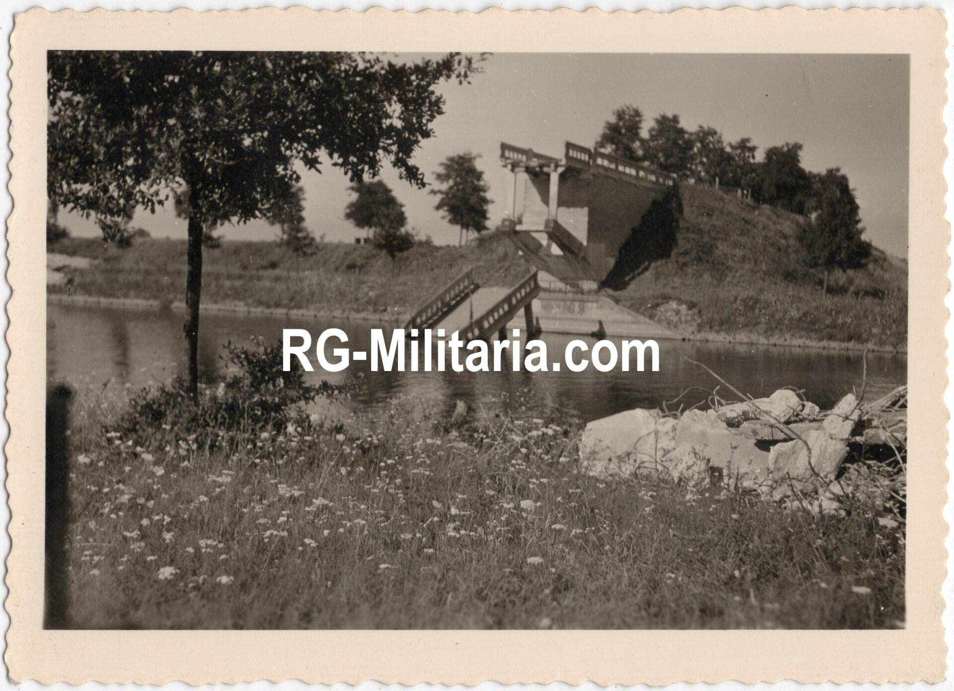 Original WW2 German Photo - Destroyed bridge in Nijmegen, Holland, May (1940) — image 3