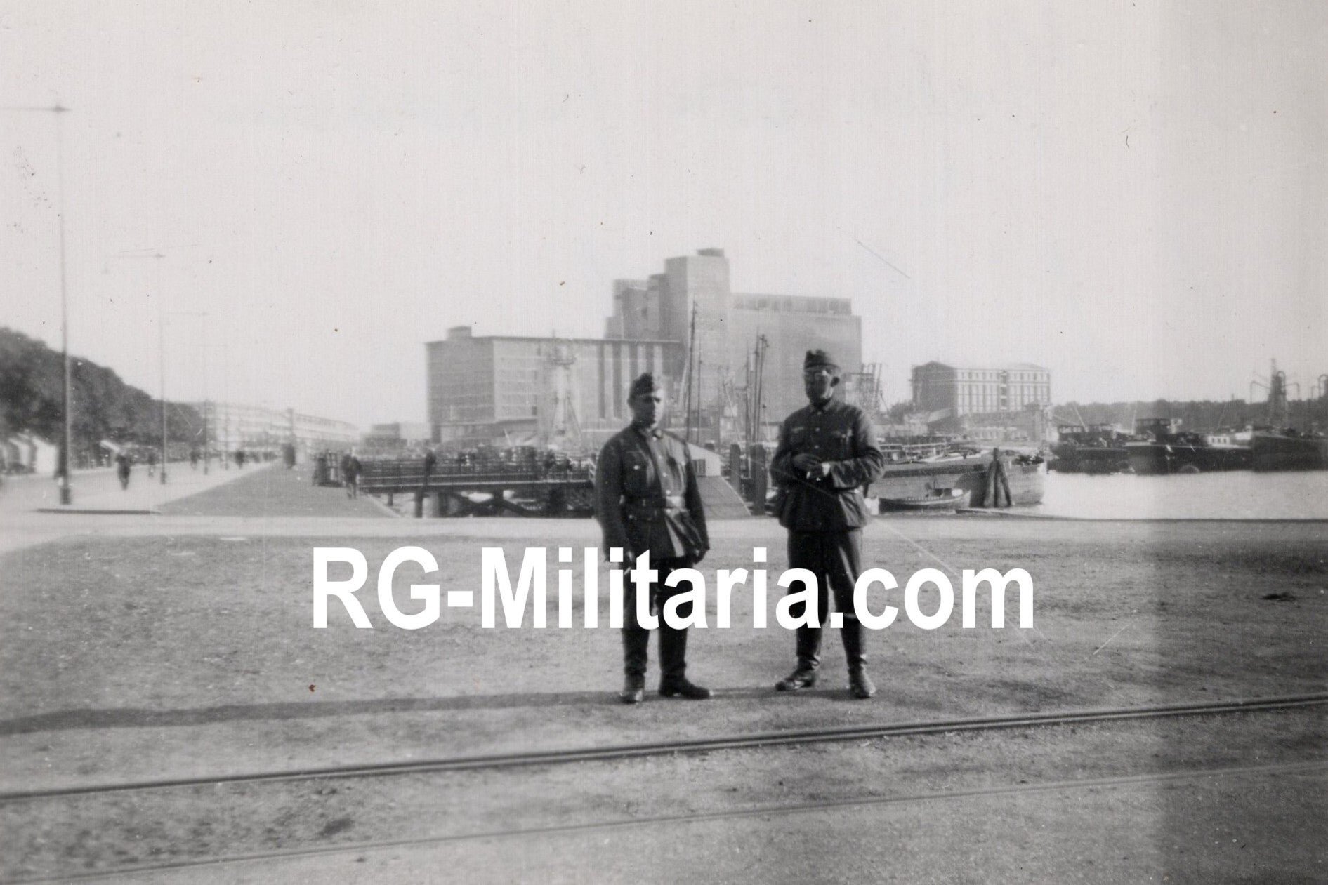 Original WW2 German Photo - Wehrmacht blitzkrieg on Rotterdam, Holland, May (1940) — image 2