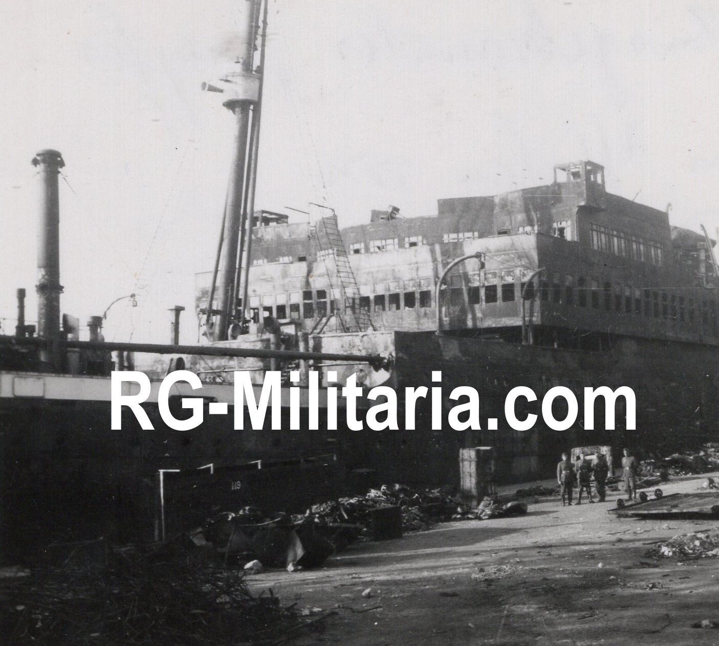 Original WW2 German Photo - Wehrmacht blitzkrieg on Rotterdam, Holland, May (1940) — image 7
